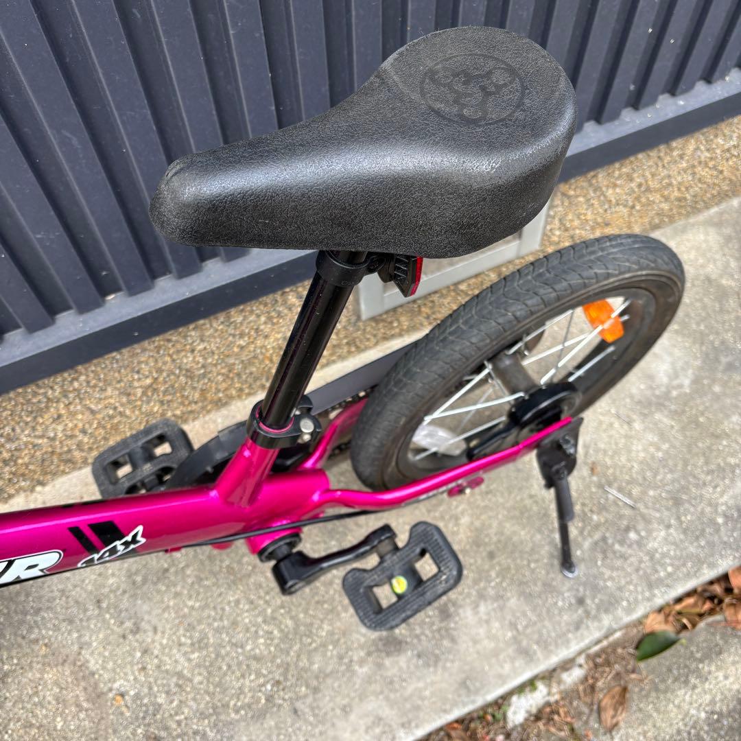 STRIDER14xストライダー フューシャピンク ペダルスタンド付