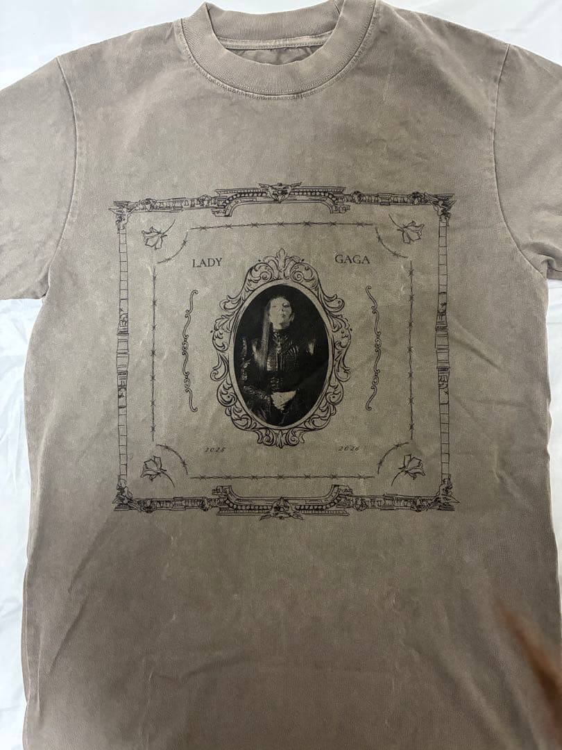 レディーガガ　カメオ　ツアーTシャツ 　S