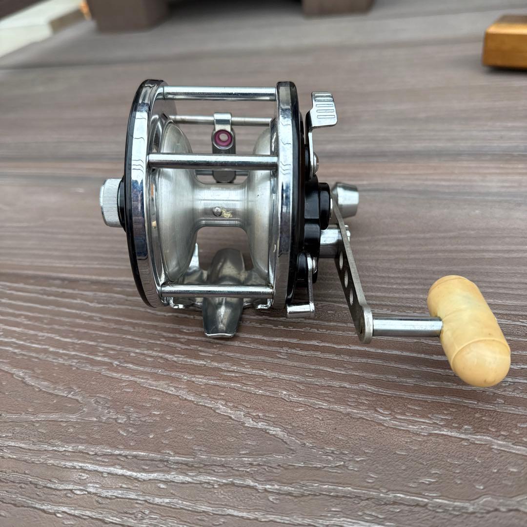 Daiwa Ocean Star 500 両軸リール　ダイワ