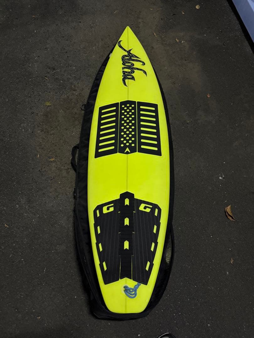 Aloha184cm（6’0”）ショートボード 美品 デッキパッド付 ケース付き