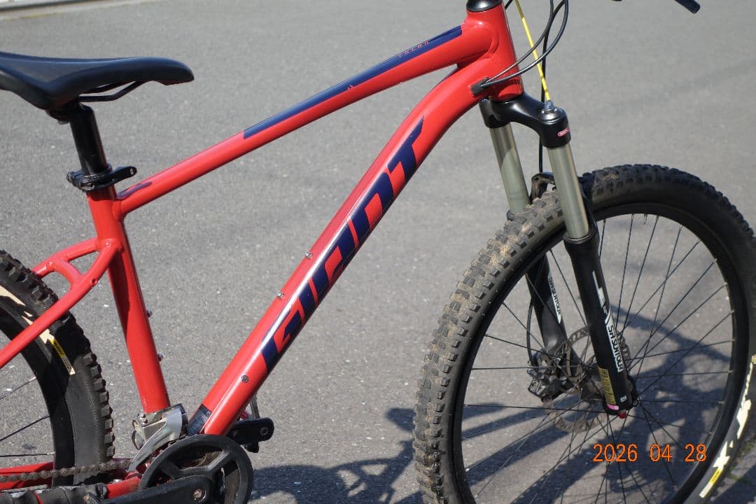 GIANT TALON2 140mm エアサスペンション SR SUNTOUR