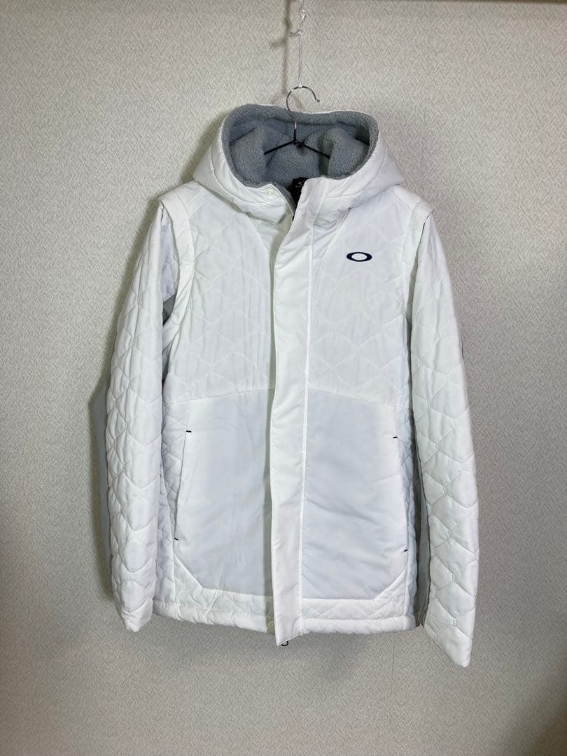 オークリーOakley ジャケットパンツセットアップキルティング　ホワイト