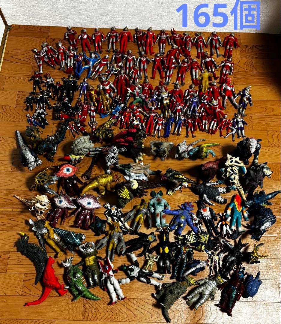 ウルトラマン　ウルトラ怪獣　ソフビ　★１６５個　仮面ライダー　大量　硬質ソフビ