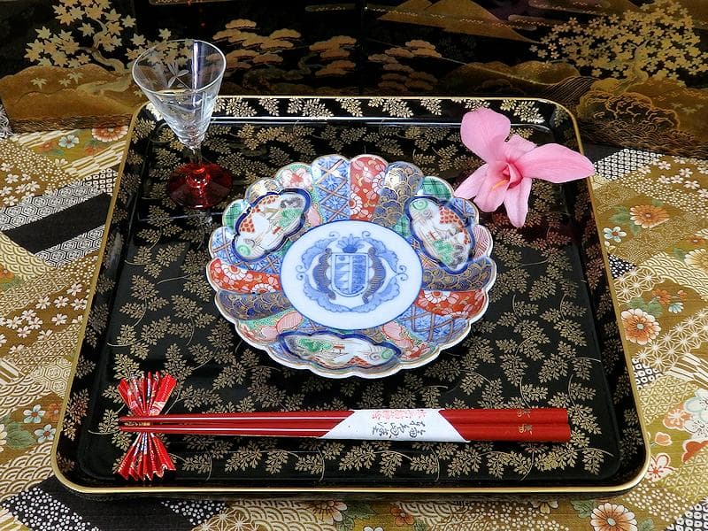 大聖寺伊万里　金襴手　輪花形　紋章の図　５寸皿　D174AS-fbda