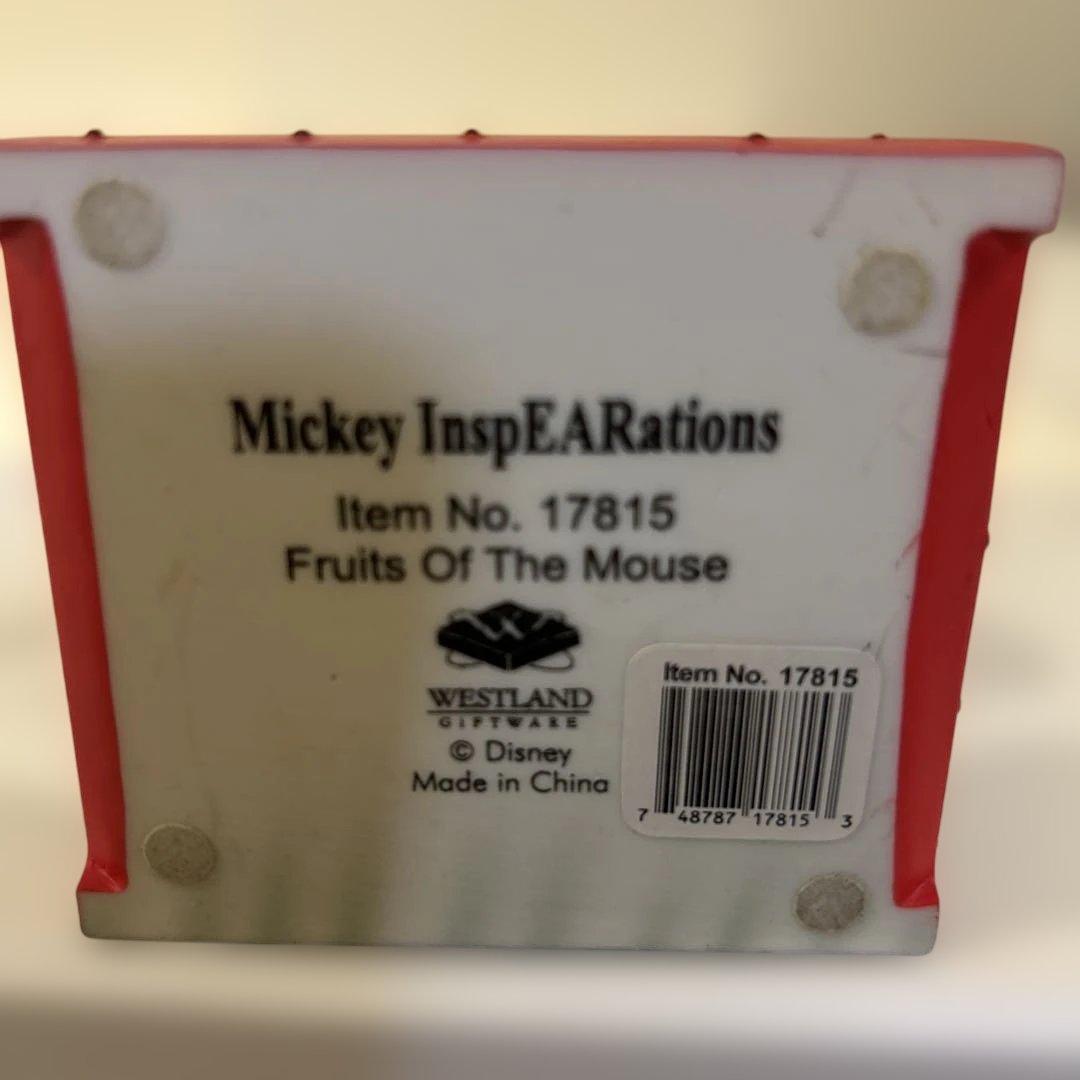 ディズニー　ミッキーマウス フルーツモチーフ フィギュア