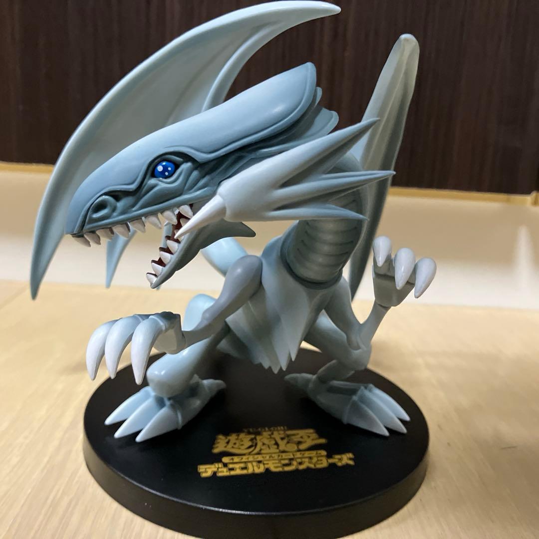 ブルーアイズホワイトドラゴン