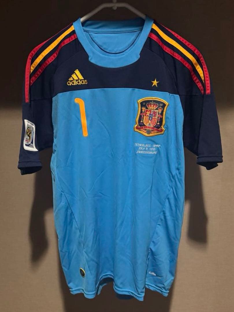 極美品 サッカー スペイン代表 背番号1 カシージャス ユニフォーム 2XO
