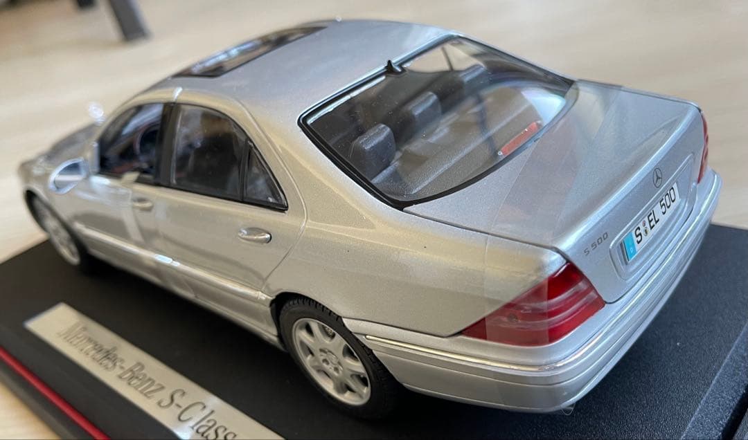 絶版新品　メルセデス-ベンツ/1/18 S-Cクラス　シルバー