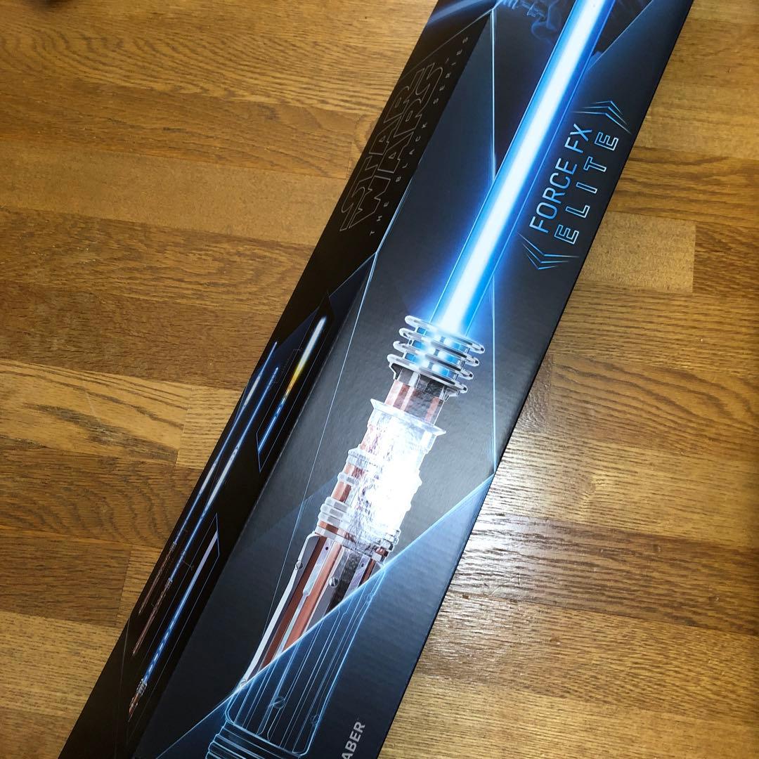 スター・ウォーズ　フォースFXライトセーバー　レイア・オーガナ