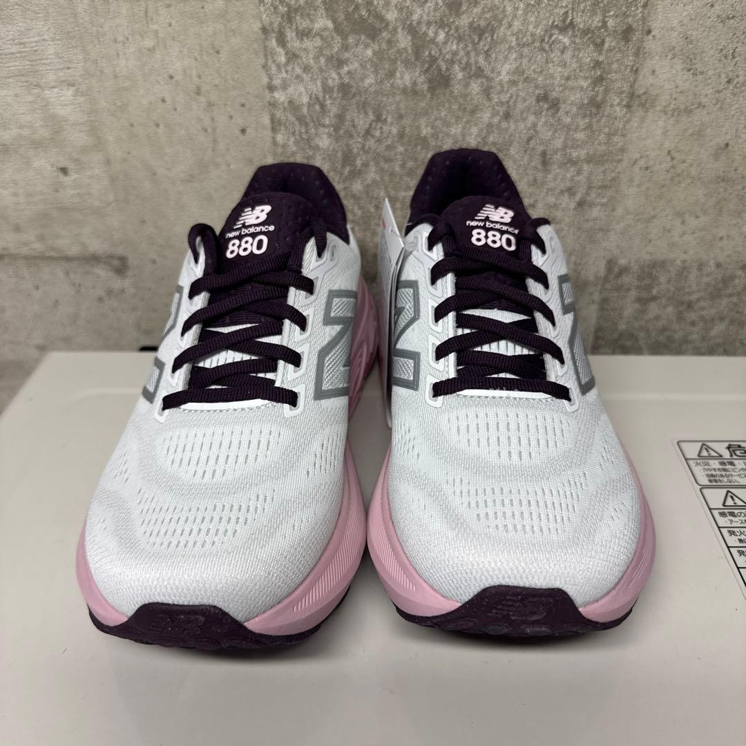 【新品未使用】ニューバランス⭐︎ランニングシューズ⭐︎W880A15