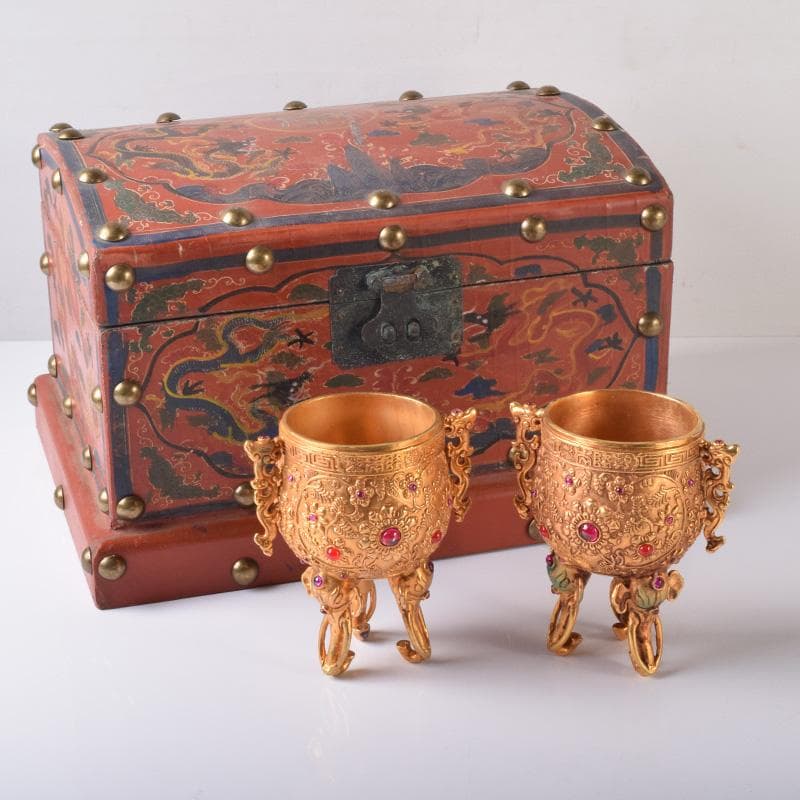 中国　古銅鍍金　双耳三つ足杯　一對　時代箱付　V　7593A