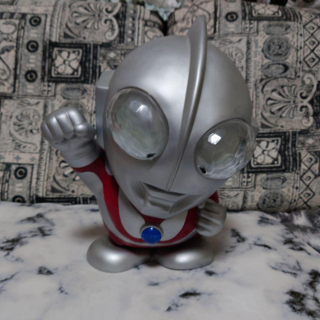 ウルトラマン フィギュア シルバー/レッド 約15cm