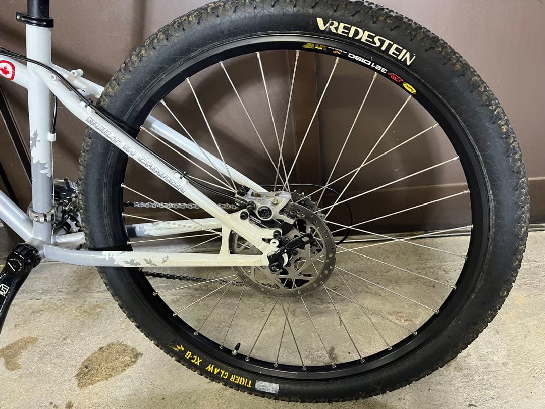 ロッキーマウンテン 26インチ MTB カスタム多数 高性能