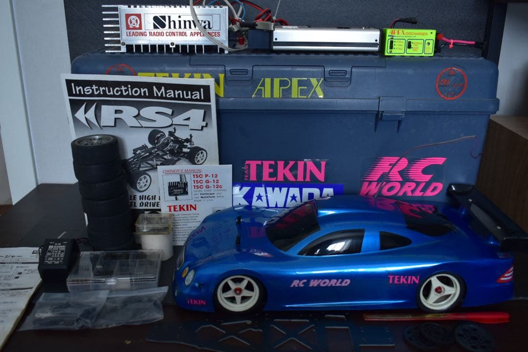 フルカスタム 1/10 HPI RS4 カーボンTEKIN STAR GOLD