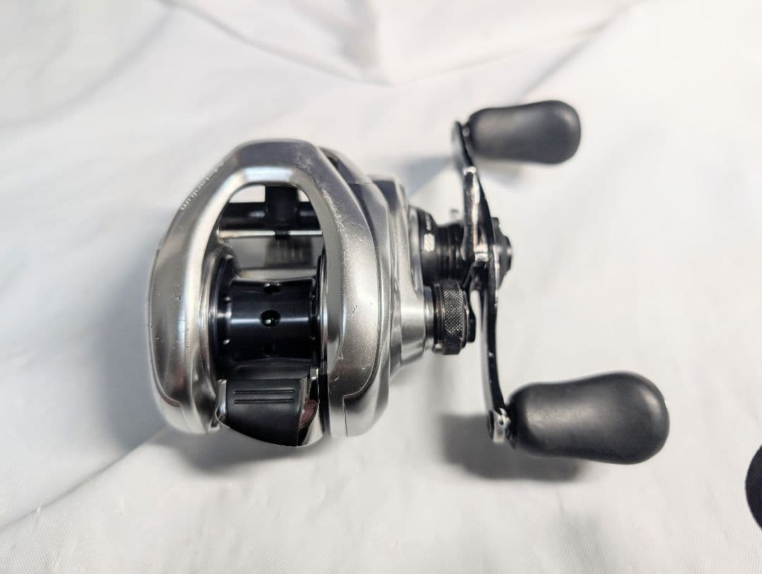シマノ　16 メタニウム MGL 右　管473FJ 日本製
