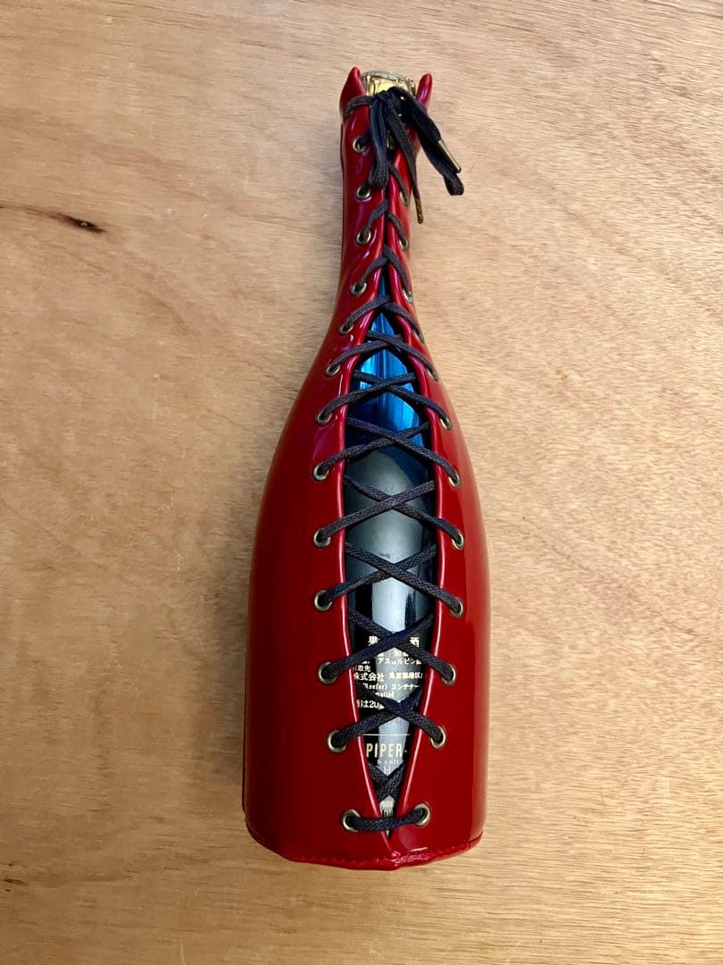 Piper-Heidsieck パイパー・エドシック ジャンポール・ゴルチエ