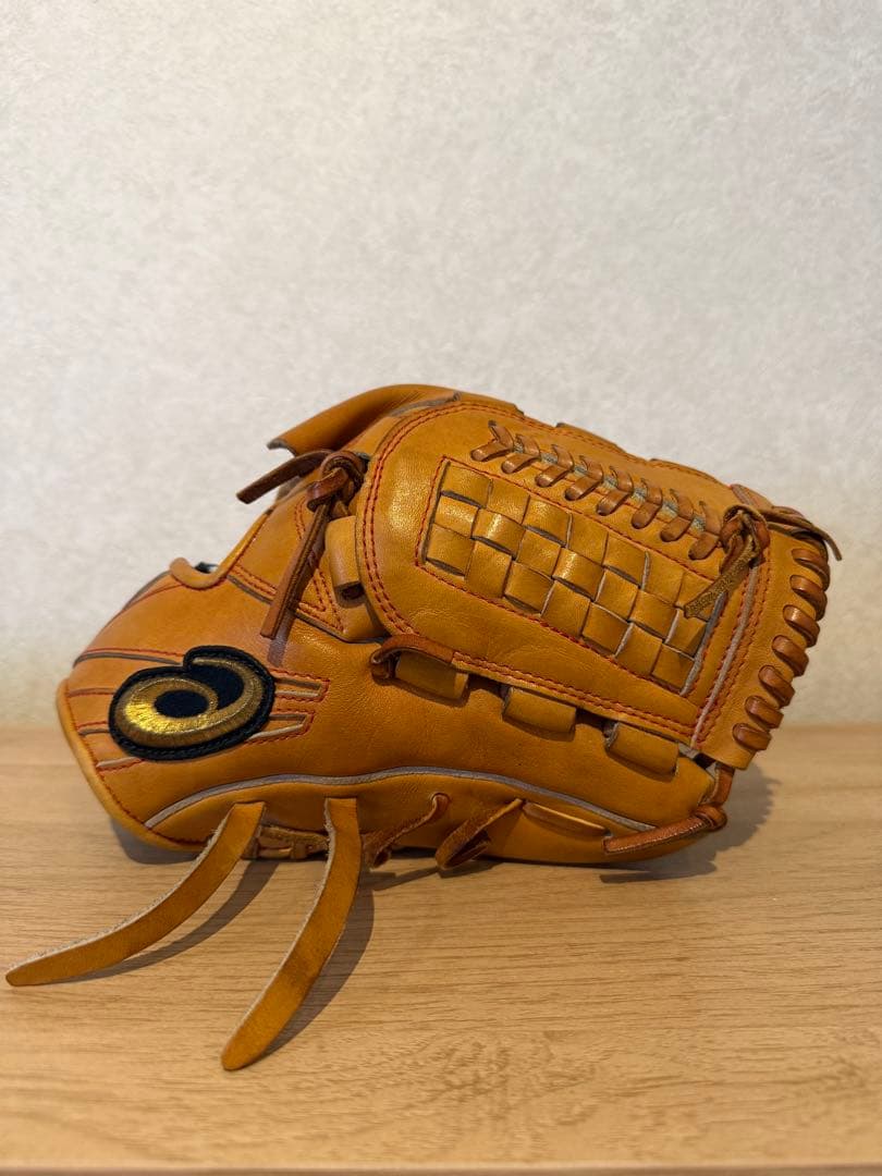 アシックス　投手用グローブ　涌井モデル