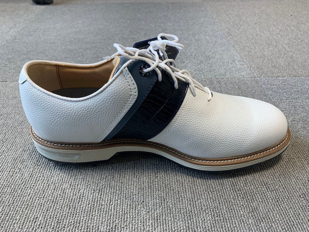 フットジョイPREMIERE SERIES Packard White/Navy