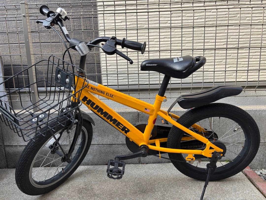 送料込み　HUMMER 子供用自転車 ジュニアサイズ 前バスケット付き16インチ