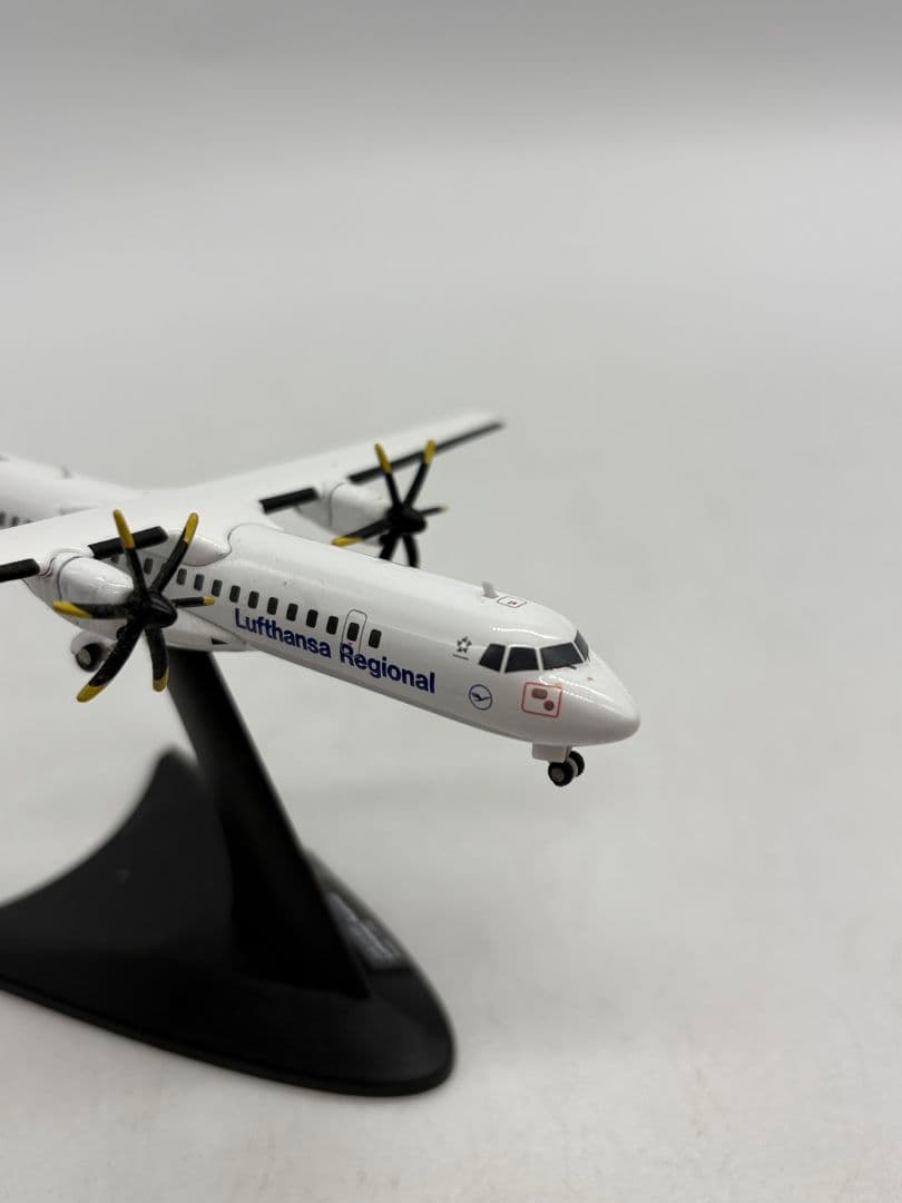 Lufthansa Regional ATR 72-500型機ダイキャストモデル