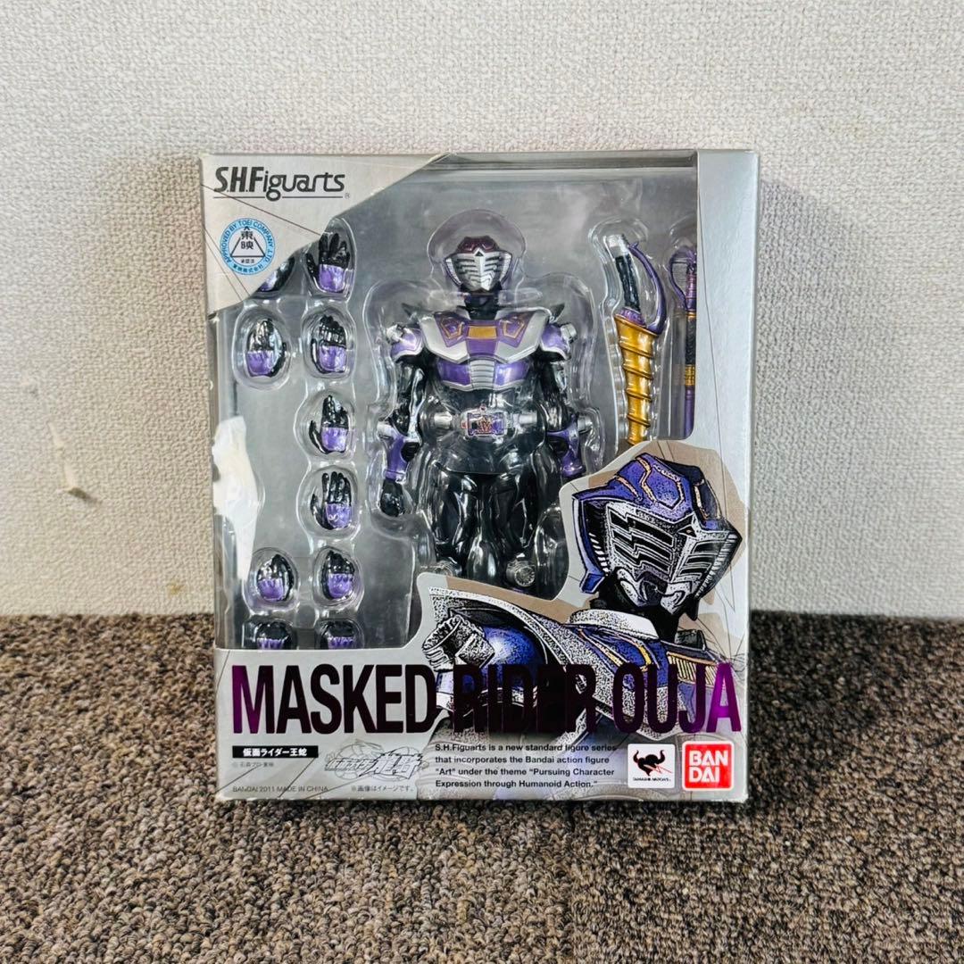 ネ*ス様 D82新品！S.H.Figuarts 仮面ライダー王蛇 仮面ライダー龍