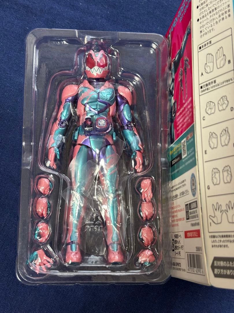 S.H.Figuarts仮面ライダーリバイス リバイ&バイス2種セット+おまけ