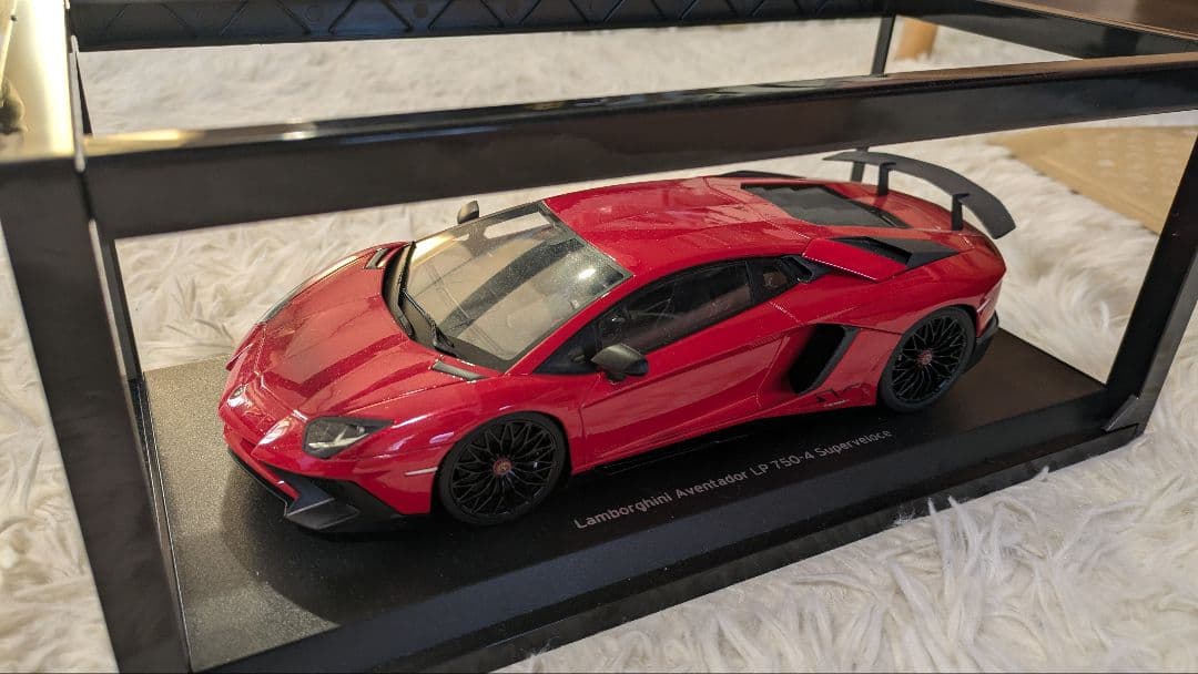 【美品】アヴェンタドールLP750-4スーパーヴェローチェ レッド1/18