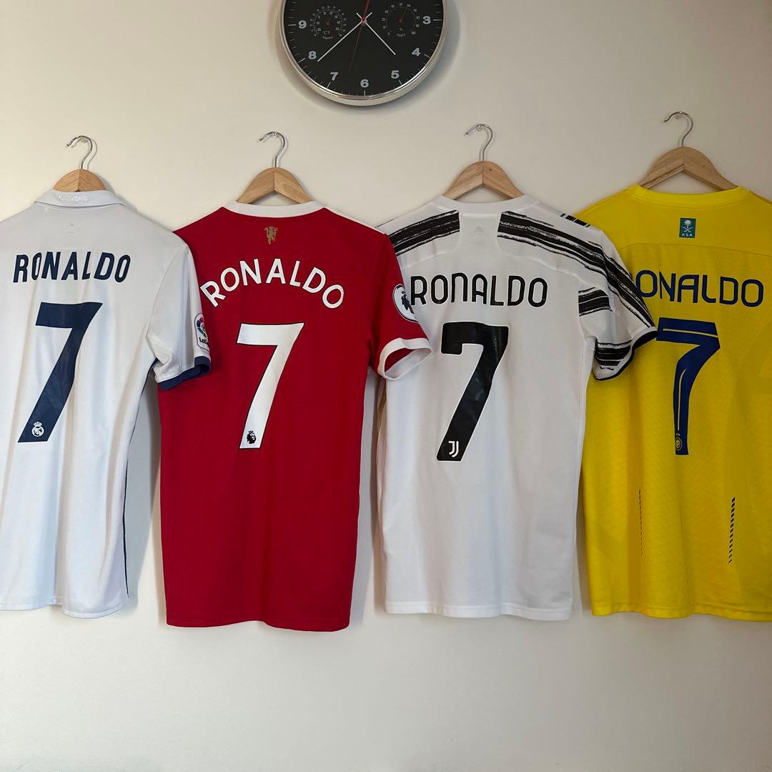クリスティアーノ・ロナウド サッカージャージ 4点セット