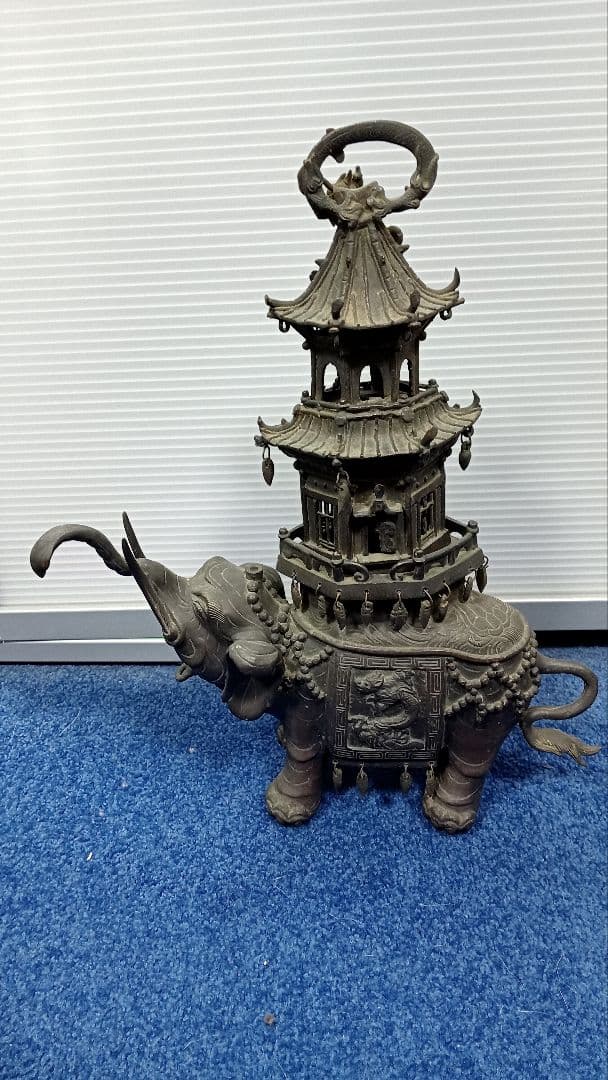 象塔香炉