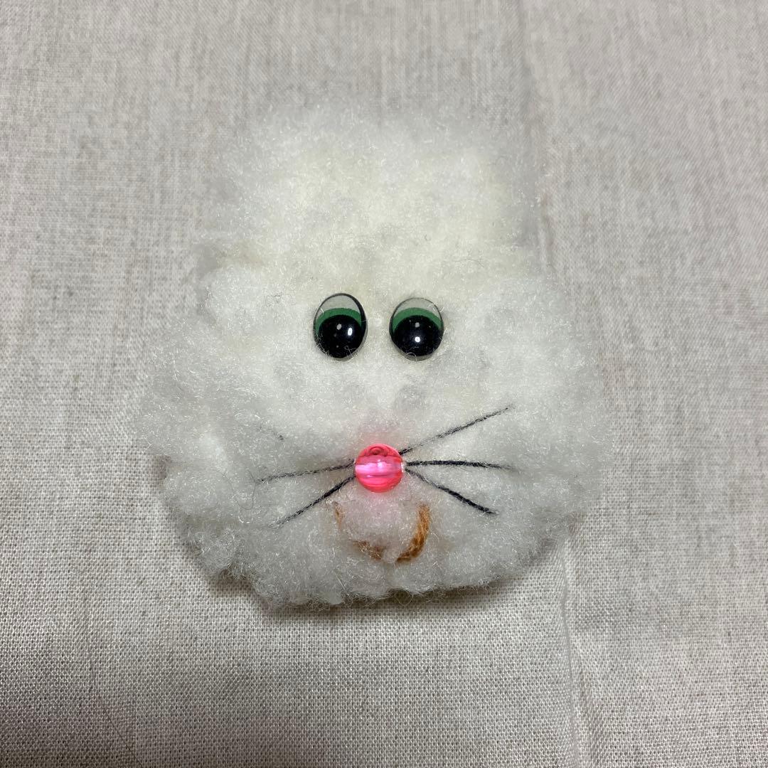 むにゅさんぷくぷくぬいぐるみブローチ