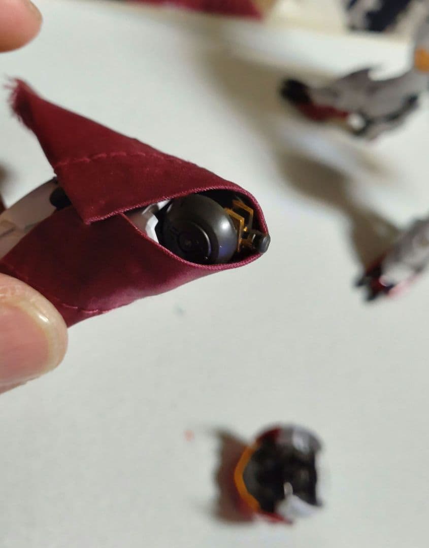 MGガンダムバルバトスルプス改完成品(塗装済)決闘マント装備