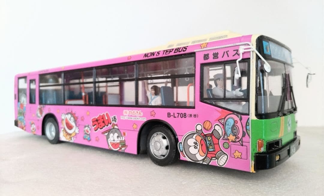 1/32 都営うまい棒ラッピングバス(三菱ふそうエアロスター)素人組立品
