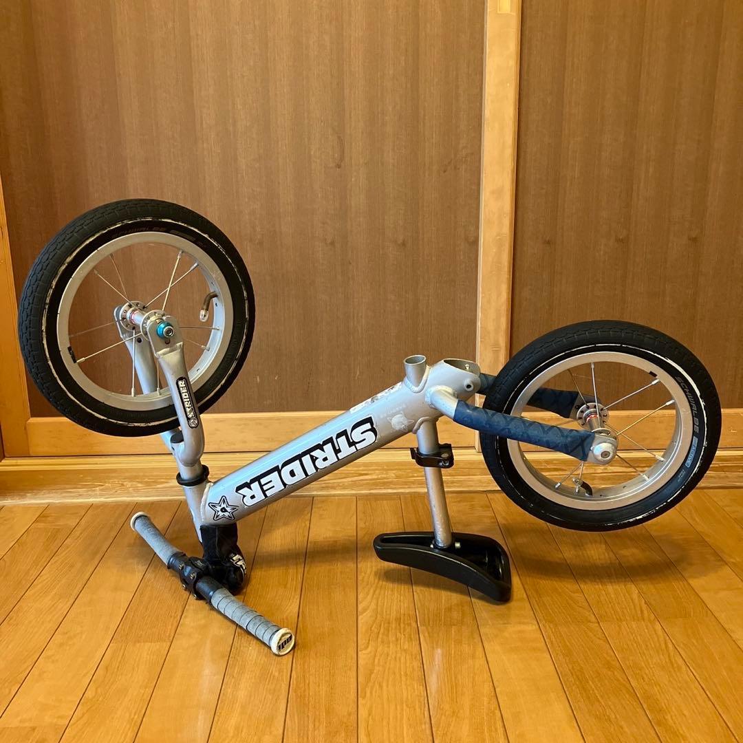 ストライダー プロ　Pro カスタム　レース　ストライダープロ シュワルベ