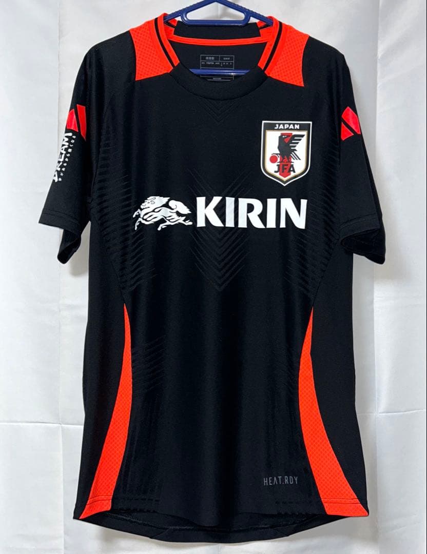 サッカー 日本代表 プロ トレーニングジャージー シャツ　Mサイズ