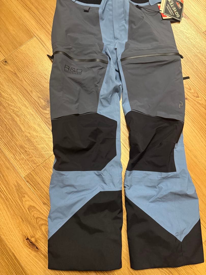 Peak Performance Gore-Tex pro ビブパンツ