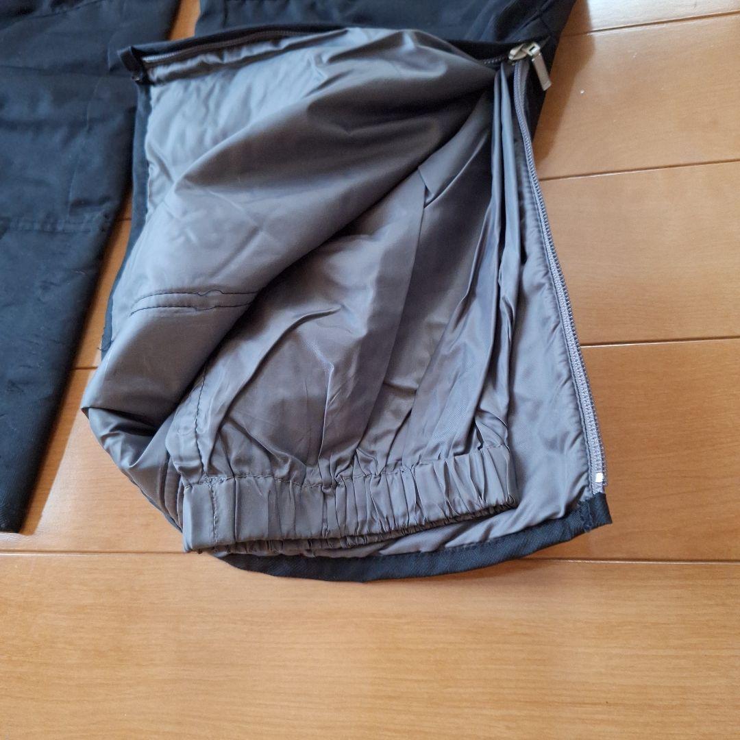 デサントDESCENTE　スノボーウエア　スキーウエア　上下メンズＬ
