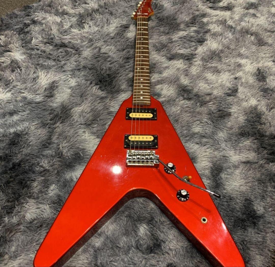 ギター Tokai V