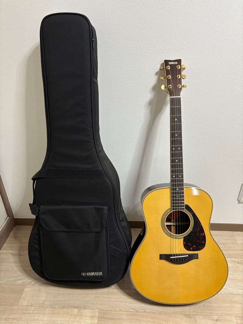 [美品・新品同様]Yamaha LL16 AREアコースティックギター+バッグ