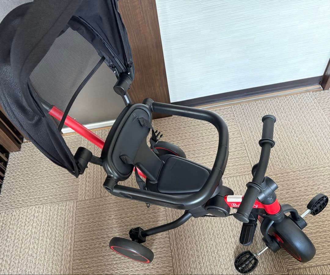 〔美品〕Bacany 三輪車 レッド×ブラック　幼児用自転車　多機能