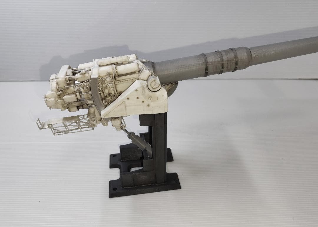 戦艦大和　46cm主砲組み立てキット(1/48スケール)　右砲