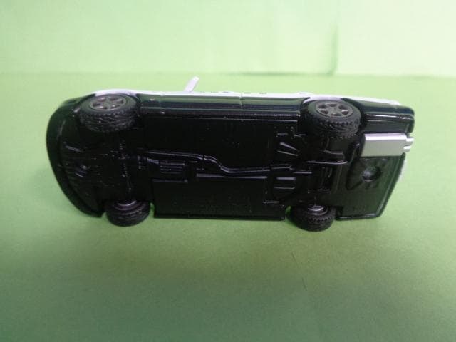 トミカリミテッドヴィンテージネオ　LV-N127a　スカイライン　パトロールカー
