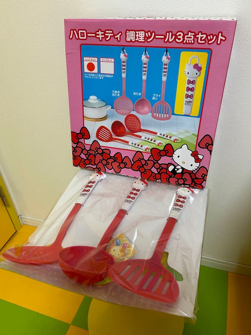 レトロ　非売品　ハローキティ　リボン柄調理ツール3点セット　未使用品　ウサハナ