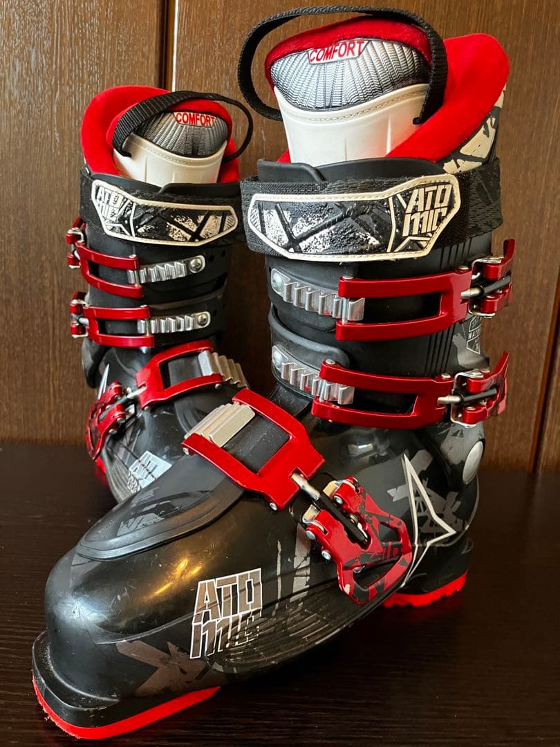 Atomic アトミック　スキーブーツ　waymaker 25-25.5cm