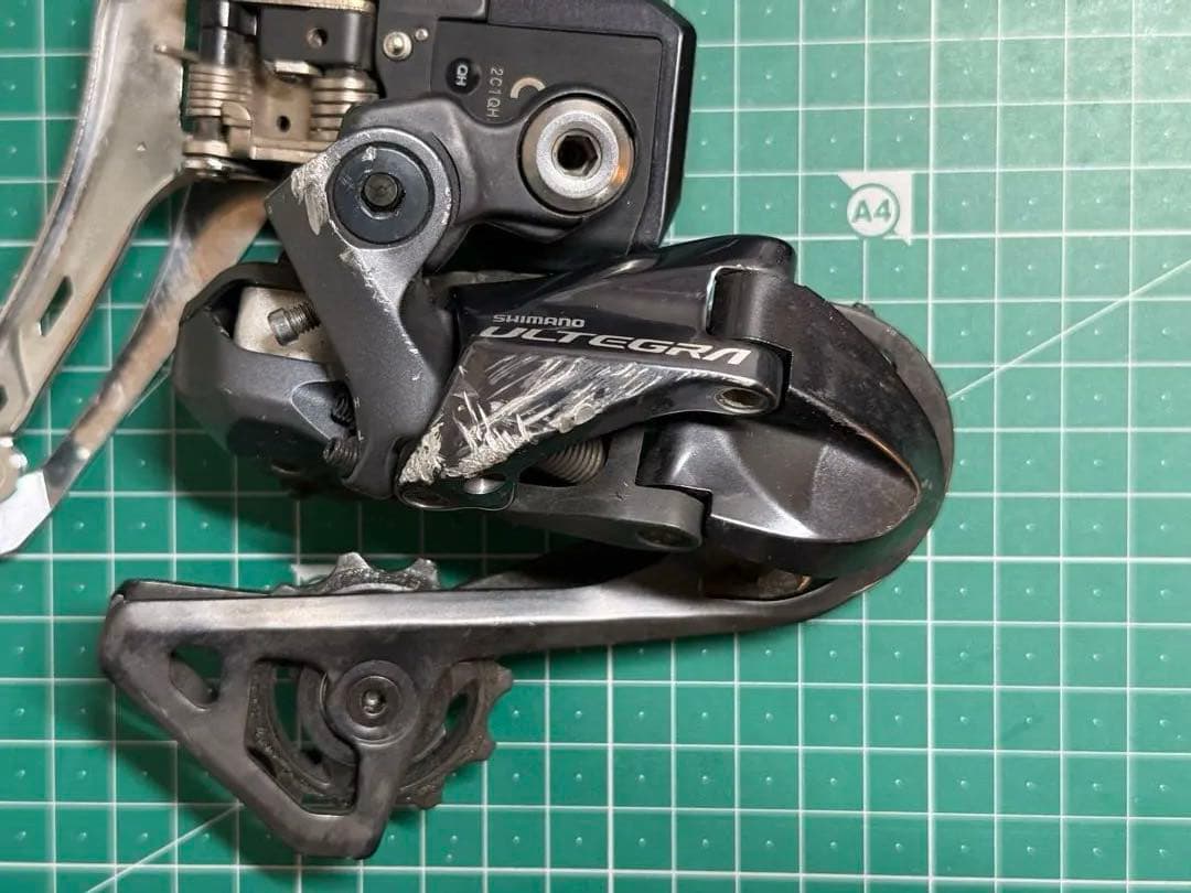 シマノ アルテグラ di2 r8070 油圧 ディスクブレーキ　コンポセット