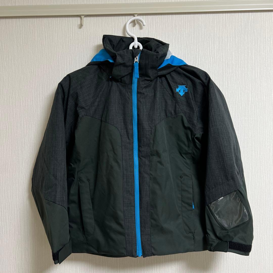 【ジュニア用】スキーウェア上下、ヘルメット、ゴーグル　3点セット