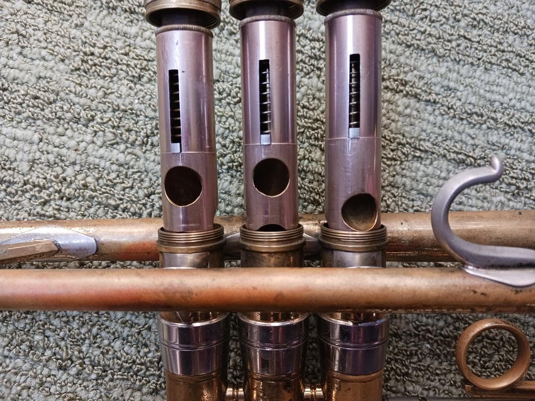 管楽器・吹奏楽器 nikkan No.4