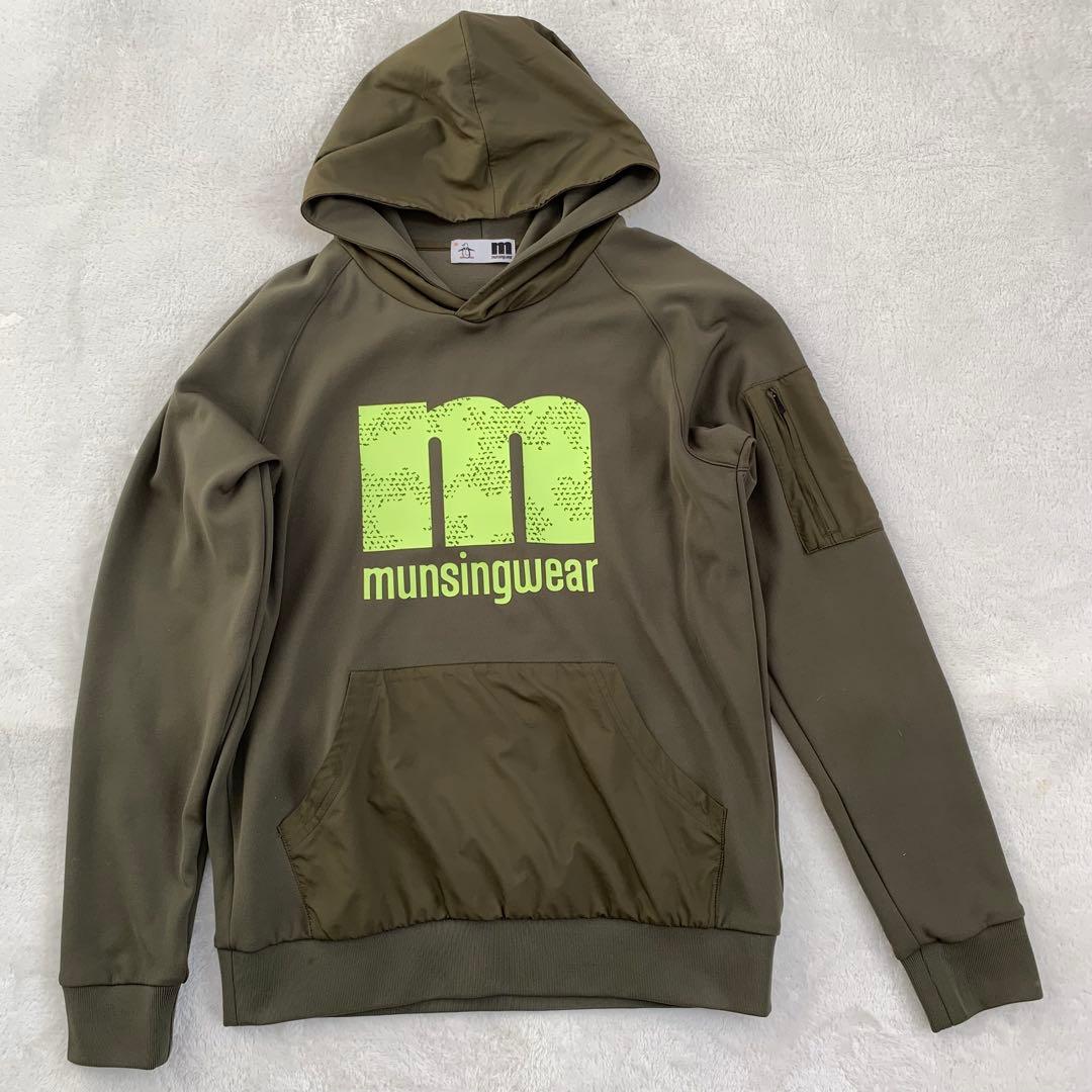 munsingwear パーカー ジッパーポケット ペンギン刺繍付き Mサイズ