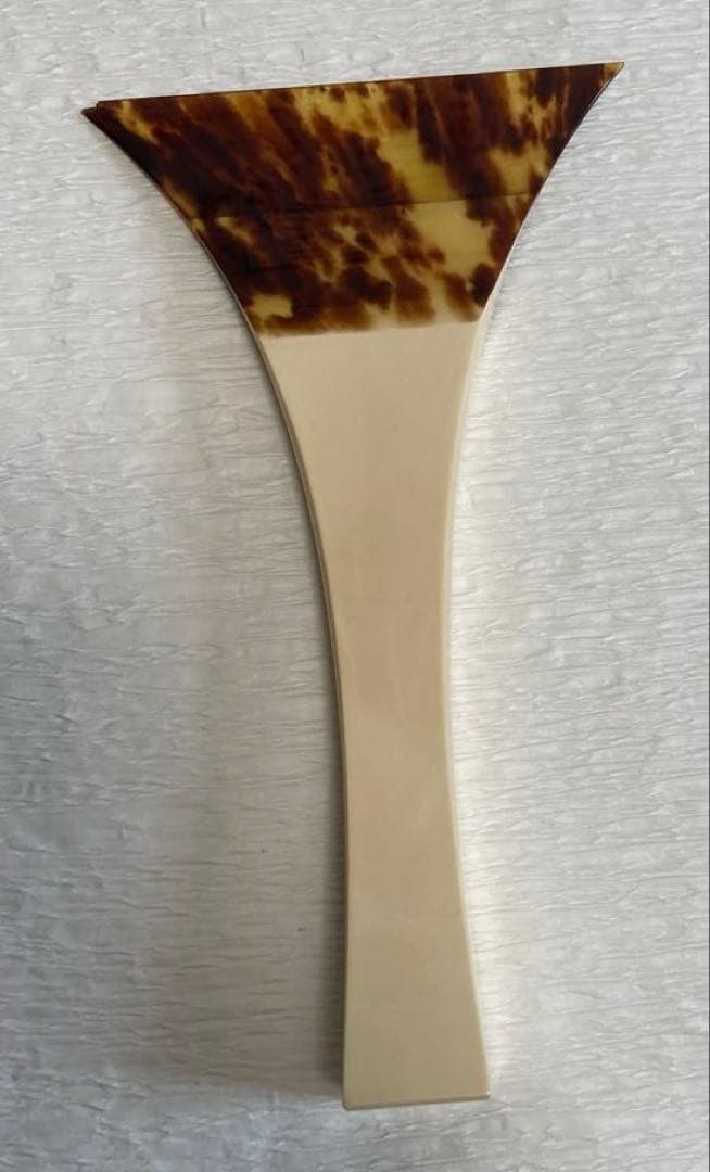 三絃の撥　鼈甲