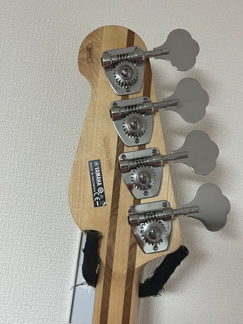 YAMAHA BB424X ベース　(ギターヒーロー、ケース付き)