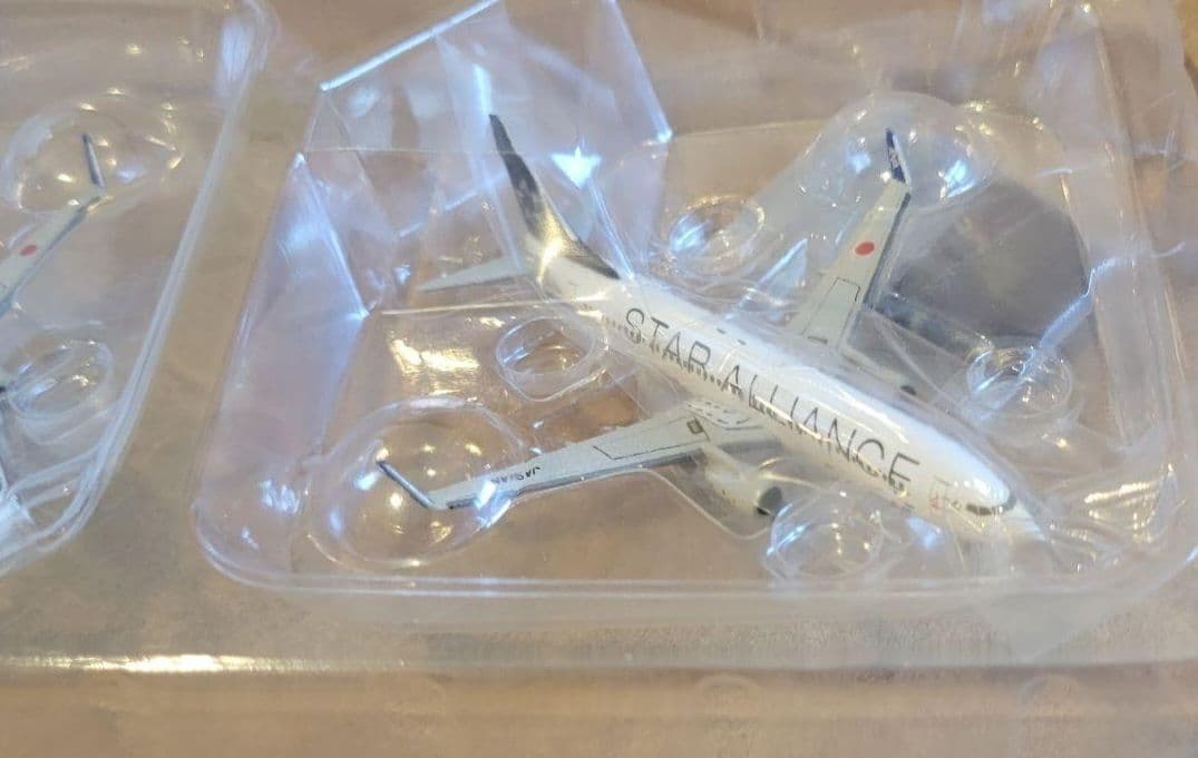 1/500 B737-800 ANA 2機セット NHS52007 模型